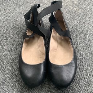 11 M Jessica Simpson Ballet Flats